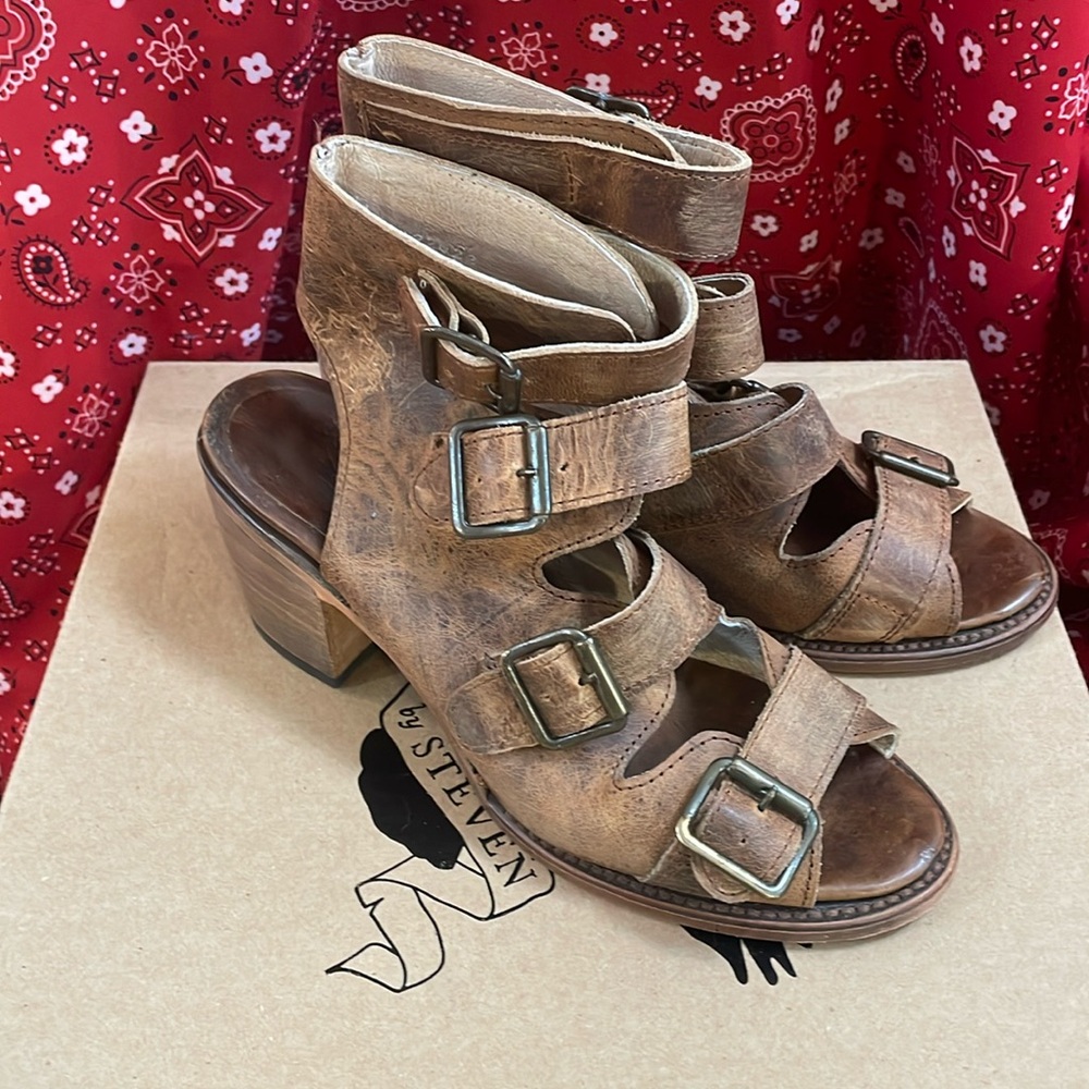 Freebird by Steven Quail Strappy Heeled Sandals Brown Size 8 Leather Stacked Tan